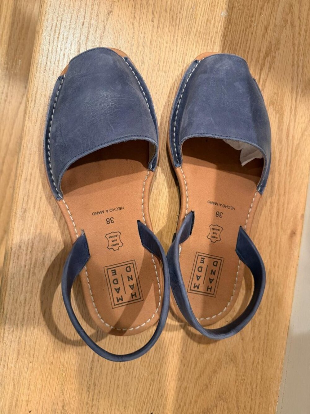 Like New blue suede traditional menorquina sandals size EU 38